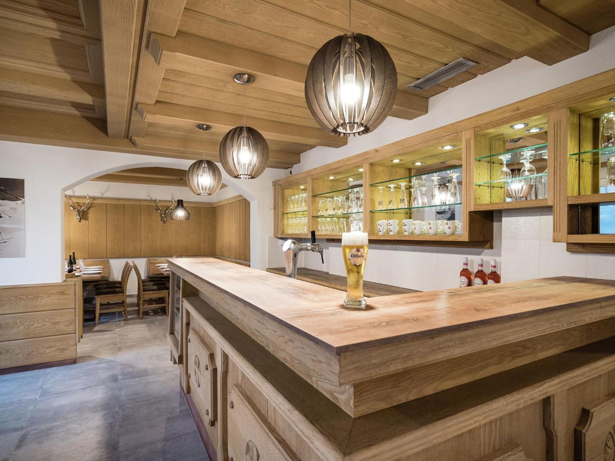 Large luxury chalet near ski area ZillerArena K nigsleiten Konigsleiten Exterior foto