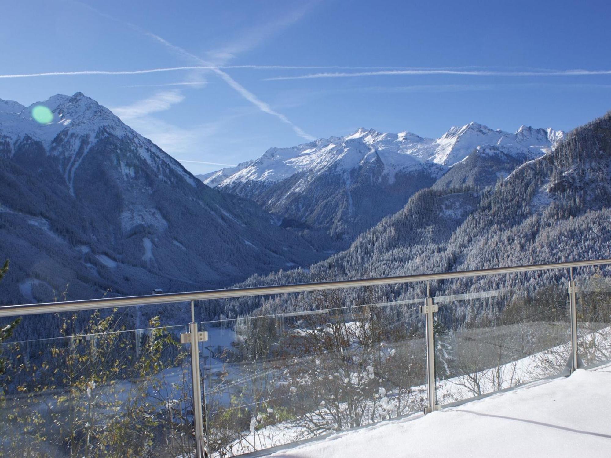 Large luxury chalet near ski area ZillerArena K nigsleiten Konigsleiten Exterior foto